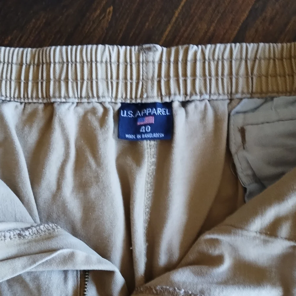 U. S. Apparel khaki Shorts, Size 40